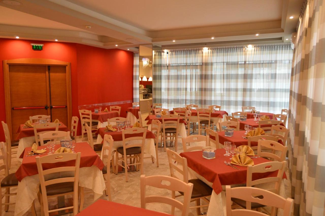 Hotel Dear Rimini Exterior foto