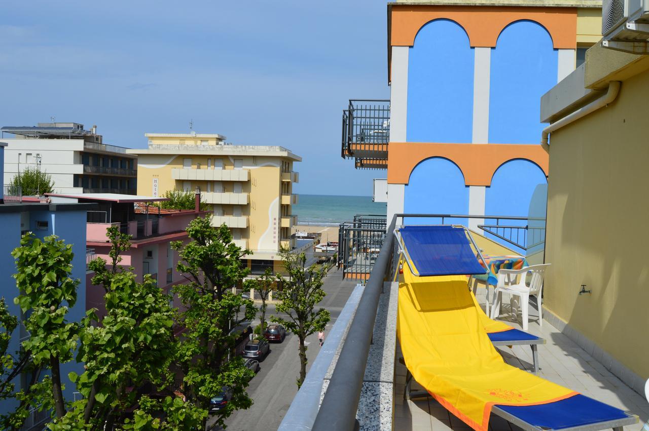 Hotel Dear Rimini Exterior foto
