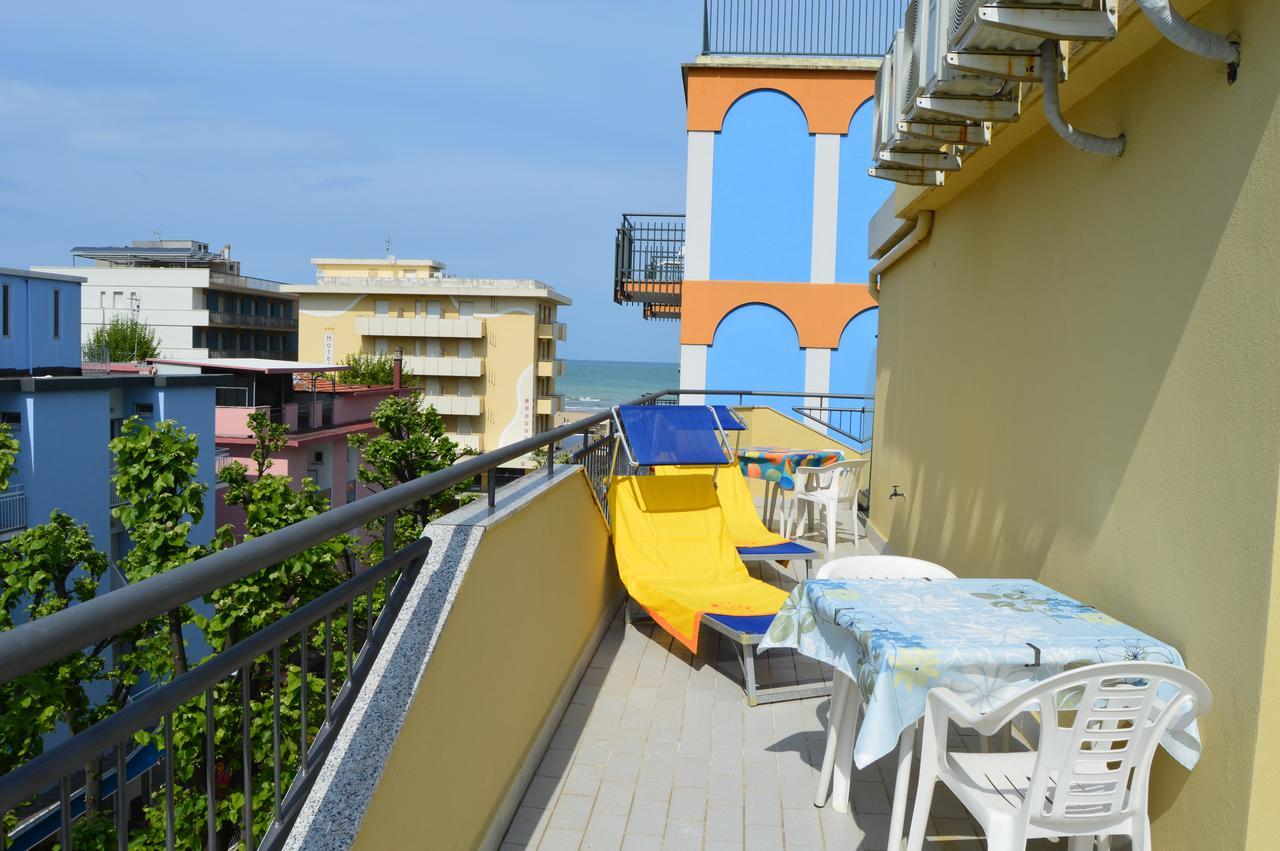 Hotel Dear Rimini Exterior foto